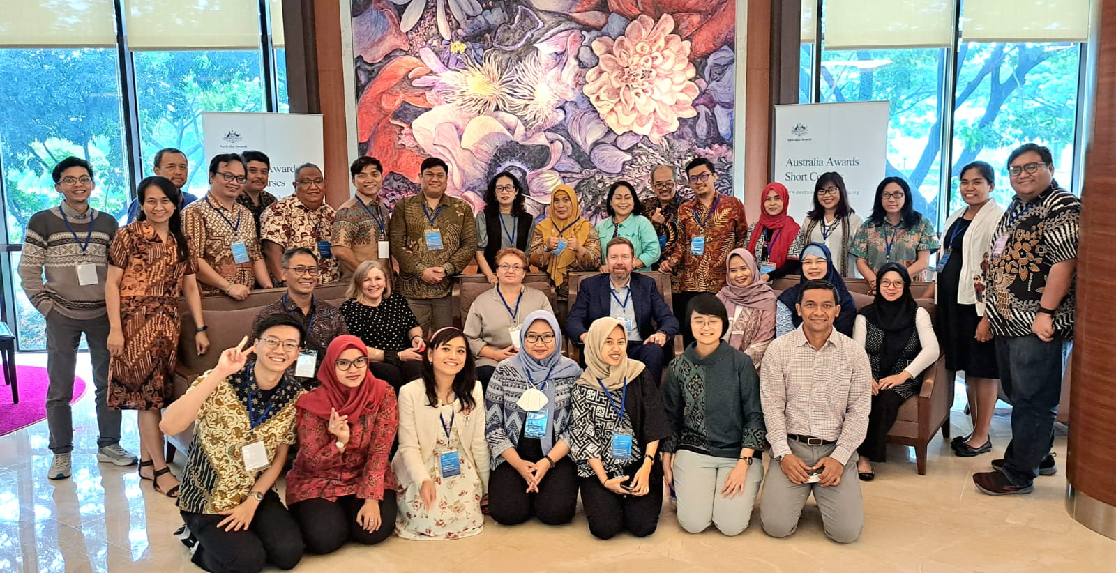 Indonesian delegates, AAI personnel and UQ staff pose on Day 1 of the post-course workshop